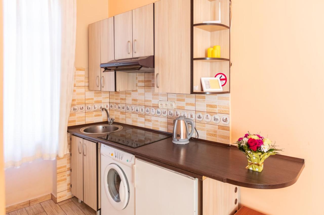Апартаменты Smart Lwow House Экстерьер фото